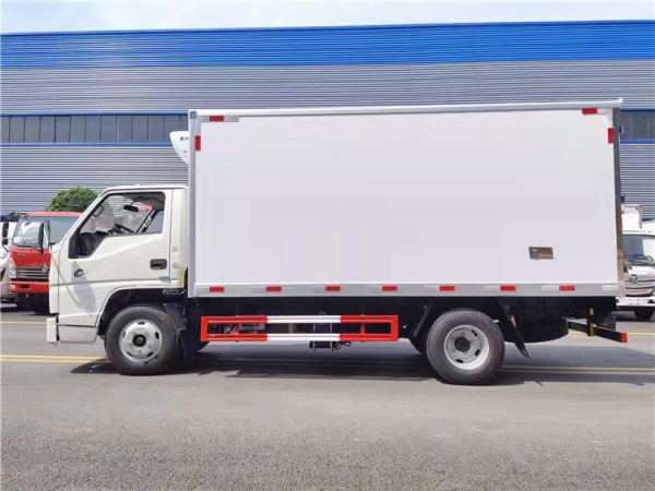 國六江鈴順達窄體4.2米冷藏車