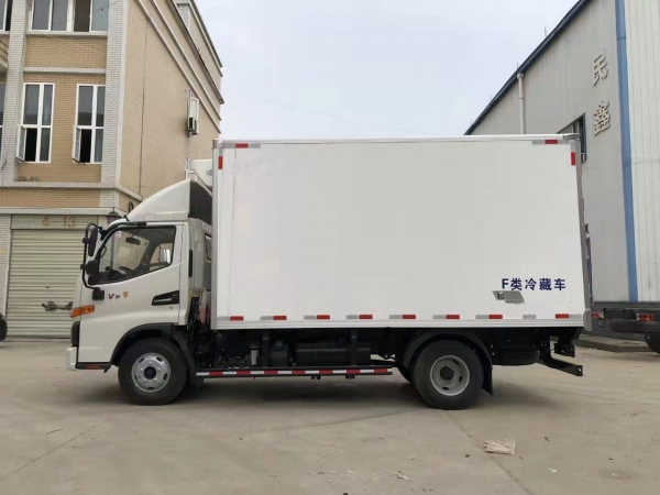 國六江淮駿鈴V5 4.2米冷藏車