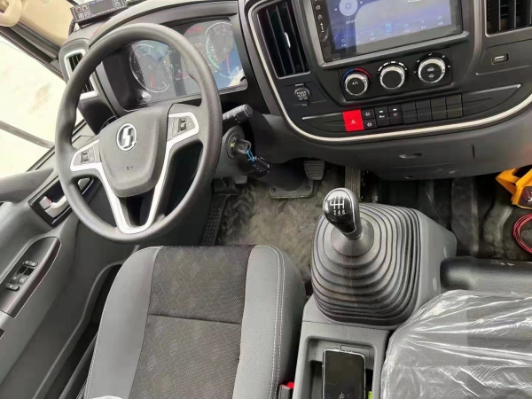 國六陜汽德龍K3000 4.2米冷藏車