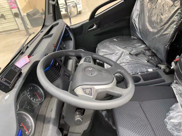 國六江淮駿鈴V5 4.2米冷藏車