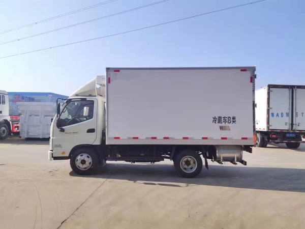 國六福田奧鈴捷運3.7米柴油冷藏車
