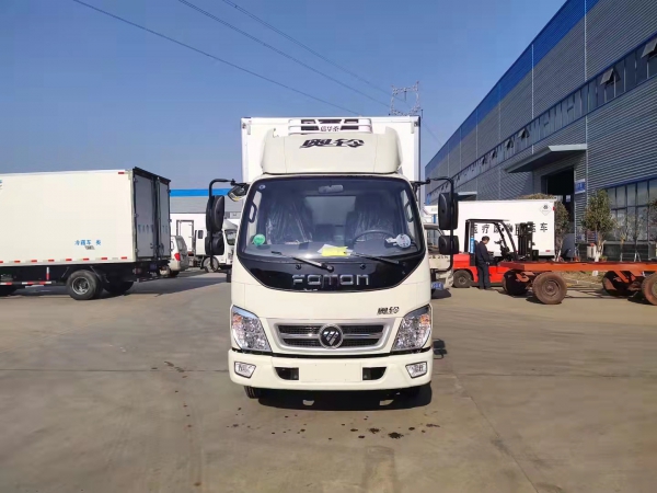 國六福田奧鈴捷運3.7米柴油冷藏車